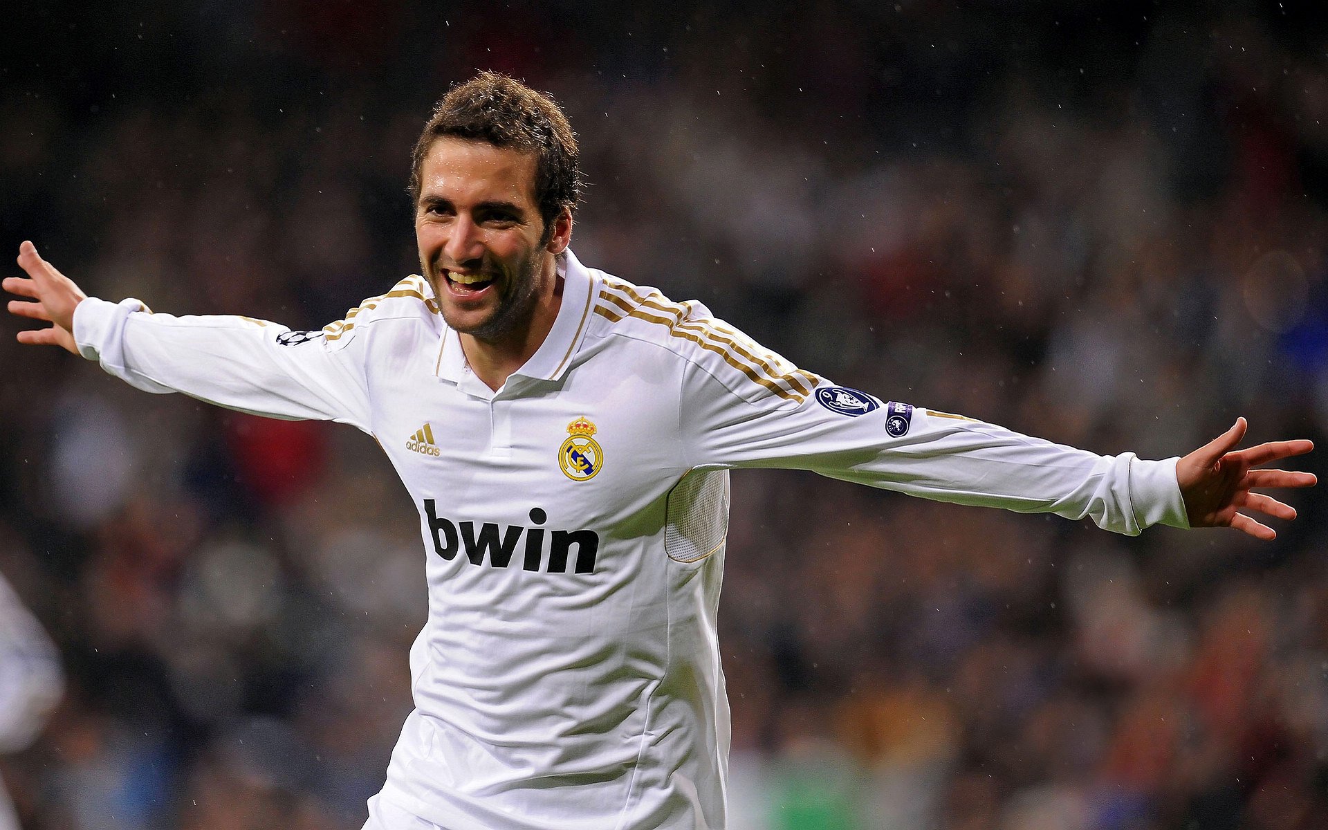 橙衣风暴席卷温布利，门迪神扑点燃赛场，荷兰轻取英格兰启示录